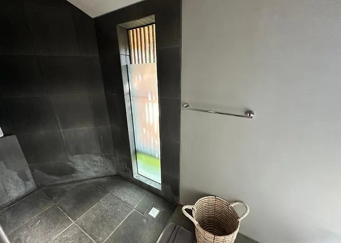 Villa Kaya - Cozy 2 Bedrooms At Damara Ubud